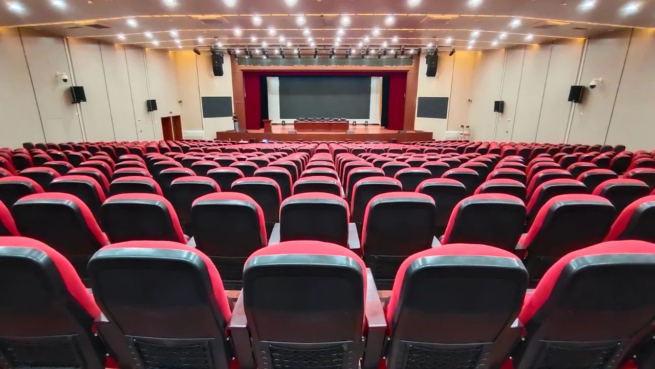 航天廣電會議擴聲系統工程產品服務于六安市某學校！